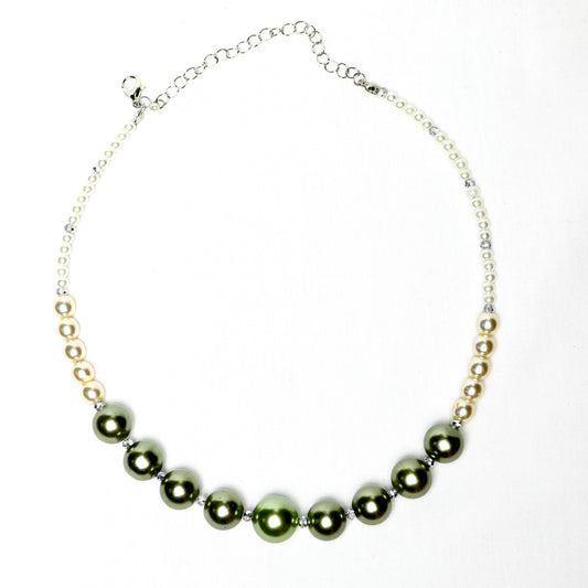 Zeytin Yeşili ve Krem İnci Kolye – Olive Green & Cream Pearl Necklace by Kailas Creations